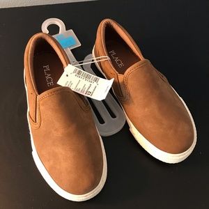 Children place Tan shoes size 12 for kids